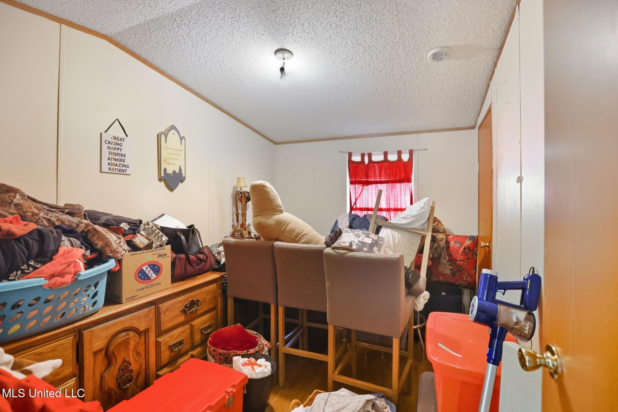 1543 Marion Russell Road Meridian, MS 39301 - Photo 14 of 37 08_1543_Marion_Russell_Rd_Meridian_MS_39