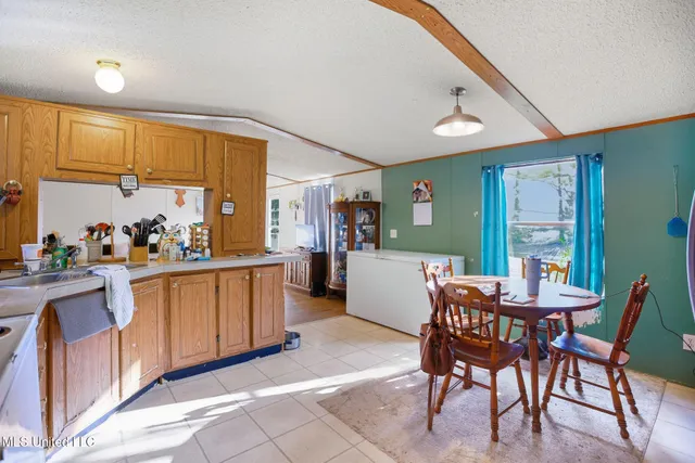 $140,000 | 1543 Marion Russell Road, Meridian, MS 39301