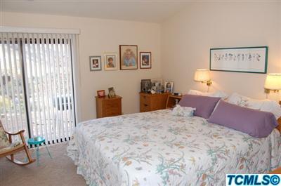 40649 Crystal Drive Three Rivers, CA 93271 - Photo 8 of 10 master bedroom