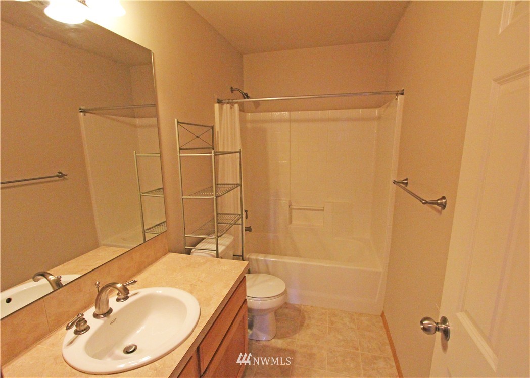21404 Royal Anne Road Bothell, WA 98021 - Photo 14 of 21