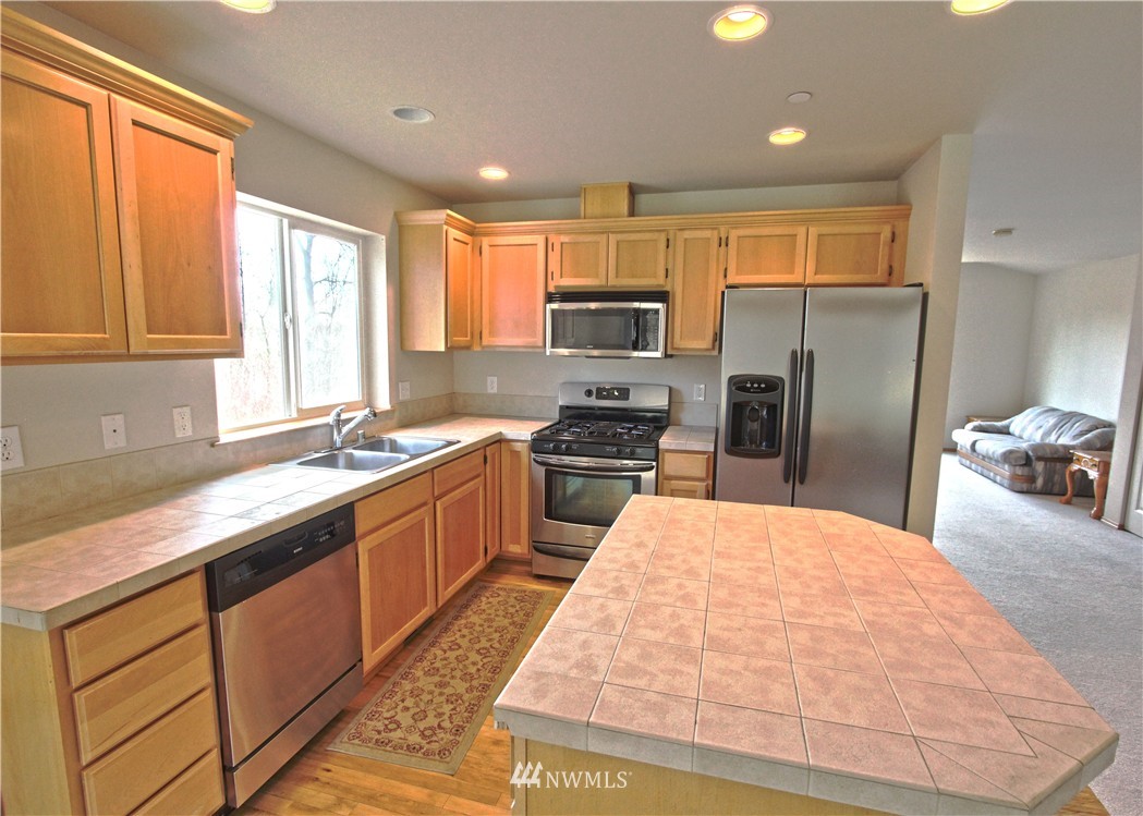 21404 Royal Anne Road Bothell, WA 98021 - Photo 4 of 21