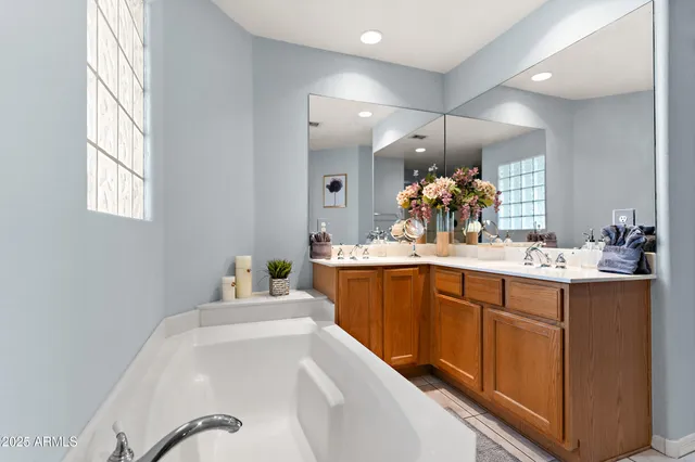 $6,500 | 4301 North 21st Street, Unit 4, Phoenix, AZ 85016