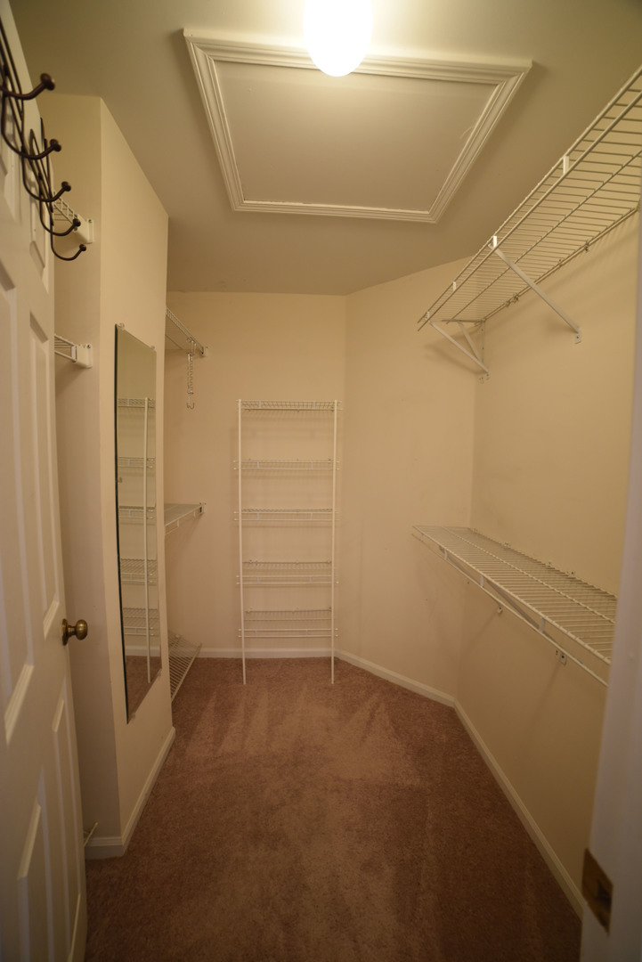 2545 Live Oak Lane Buffalo Grove, IL 60089 - Photo 17 of 21 a view of a room with shelf