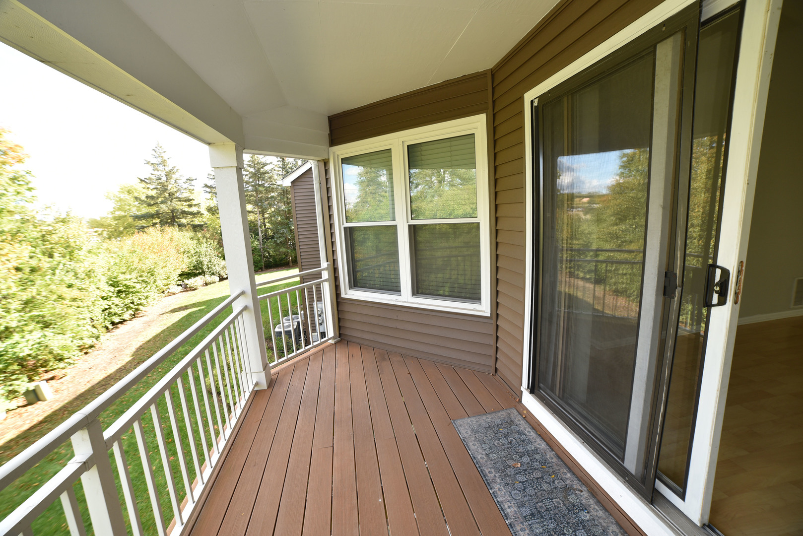 2545 Live Oak Lane Buffalo Grove, IL 60089 - Photo 20 of 21 a view of a balcony with wooden floor