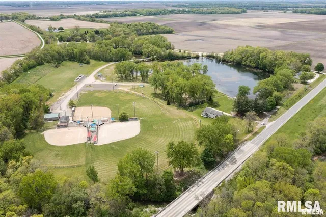 $59,900 | 9 Route Mackinaw Il 61755, Mackinaw, IL 61755