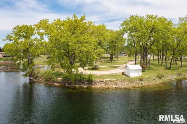 $59,900 | 9 Route Mackinaw Il 61755, Mackinaw, IL 61755