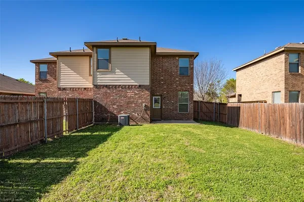 $1,895 | 1426 Piedmont Drive, Mansfield, TX 76063