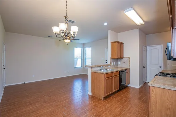 $1,895 | 1426 Piedmont Drive, Mansfield, TX 76063