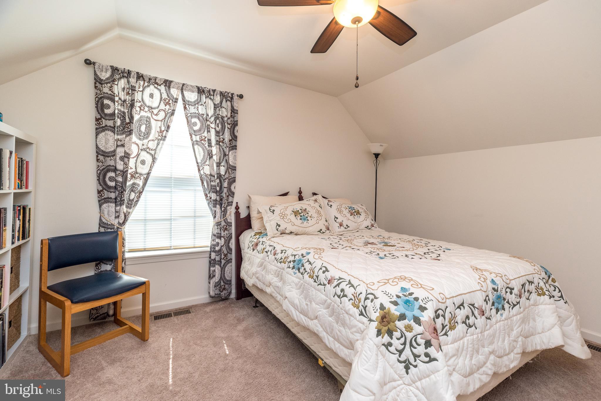 108 Cobblestone Road Dublin, PA 18917 - Photo 22 of 37 2nd Fl bed 2nd bed