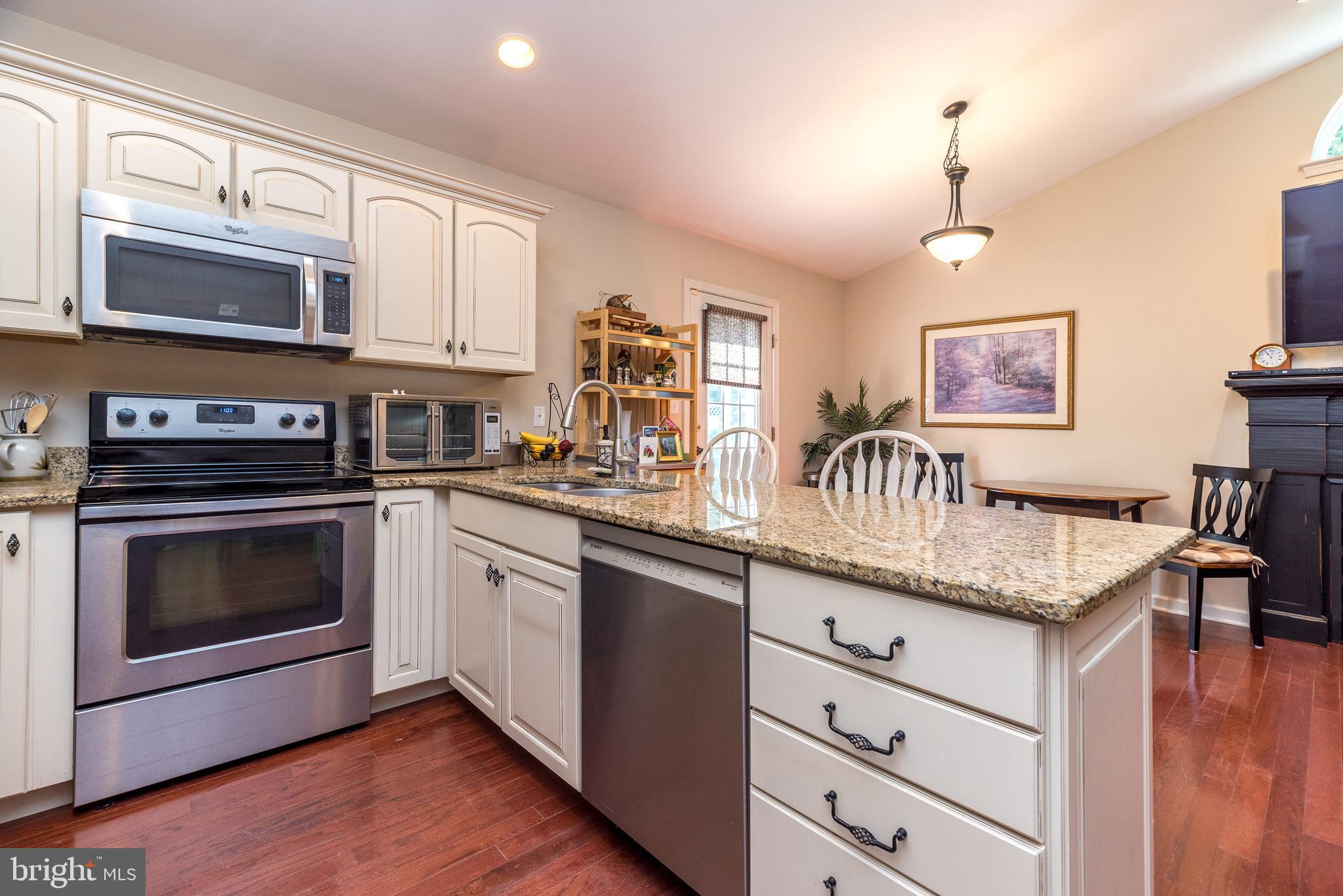 108 Cobblestone Road Dublin, PA 18917 - Photo 6 of 37 Gallery Image 6