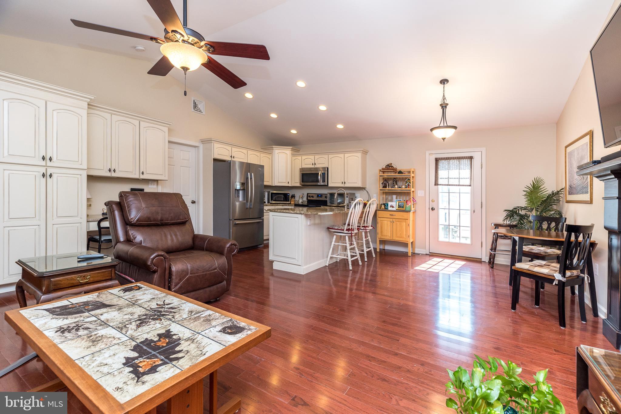 108 Cobblestone Road Dublin, PA 18917 - Photo 7 of 37 Gallery Image 7