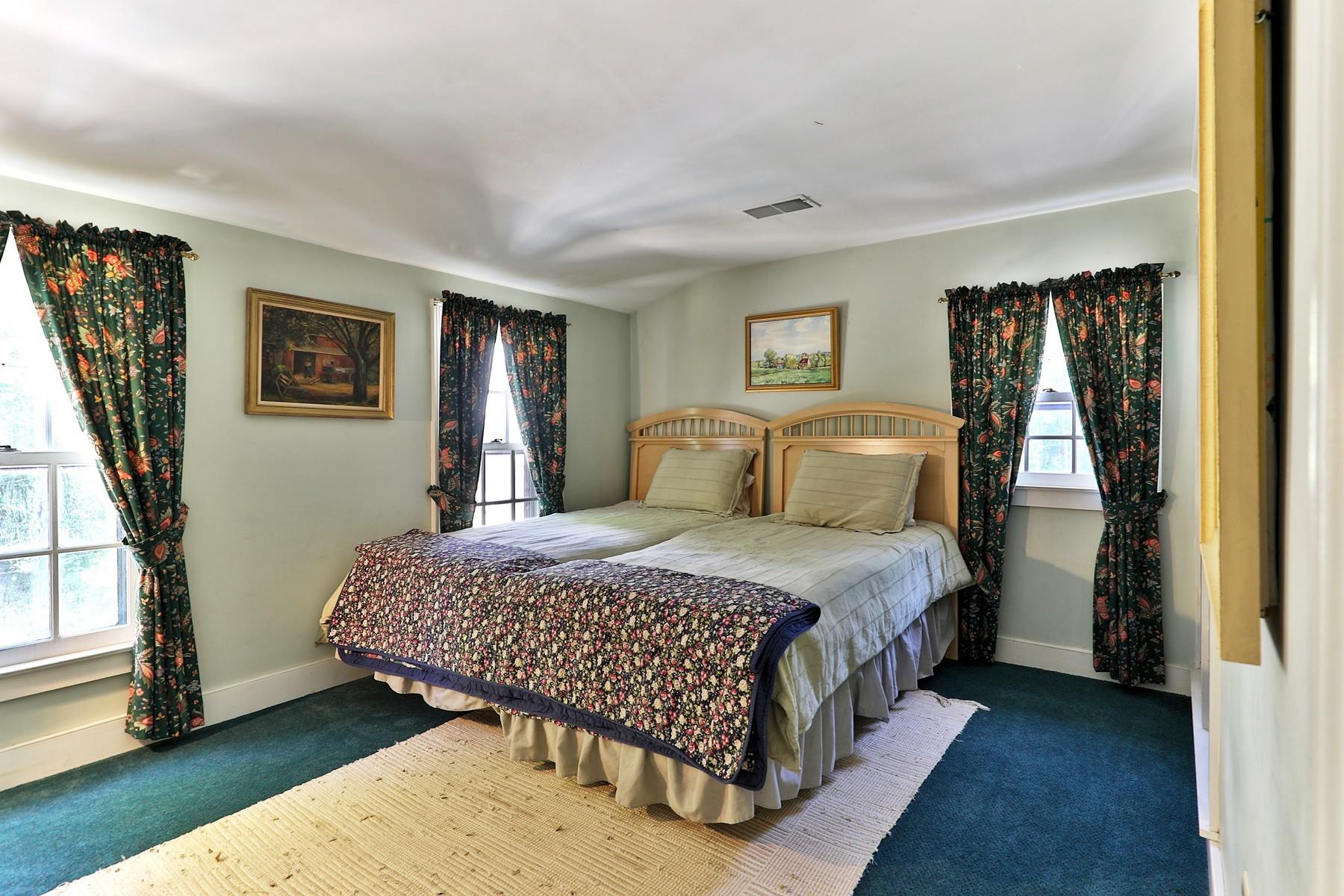 10 Summer Hill Street Springfield, VT 05156 - Photo 26 of 40 Gallery Image 26
