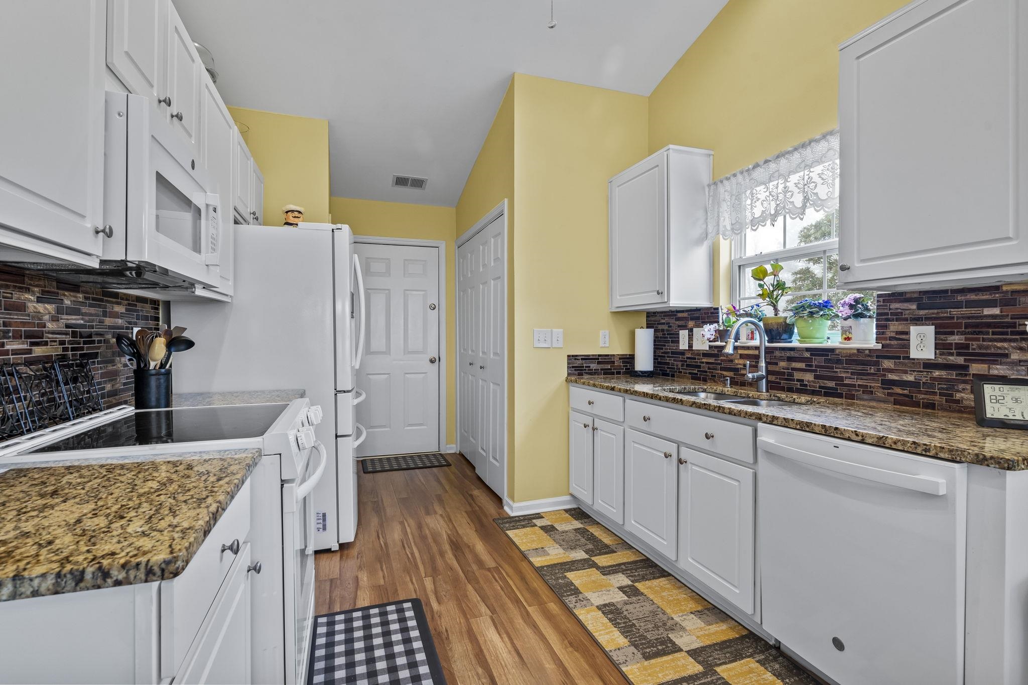 300 Conchal Court Murrells Inlet, SC 29576 - Photo 8 of 30