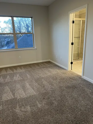 $2,000 | 467 Morton Avenue, Unit 102, Nashville, TN 37211