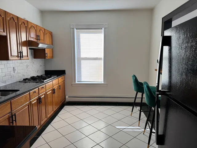 $1,950 | 1086 Dorchester Avenue, Unit 3F, Boston, MA 02125