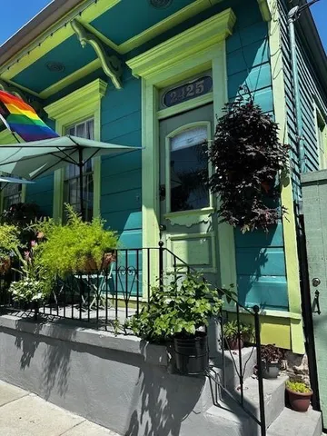 $1,800 | 2425 Royal Street, New Orleans, LA 70117