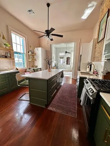 $1,800 | 2425 Royal Street, New Orleans, LA 70117