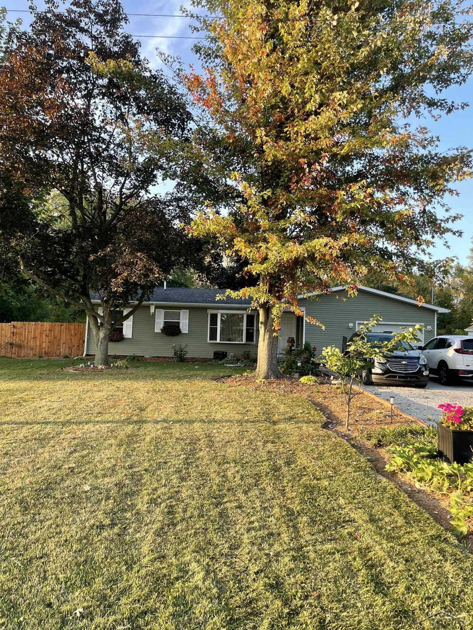 3407 Tatham Road Bridgeport, MI 48601 - Photo 1 of 38