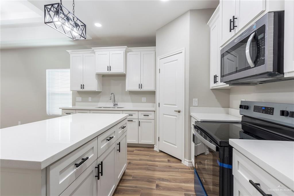 820 East Cedar Avenue McAllen, TX 78501 - Photo 4 of 9