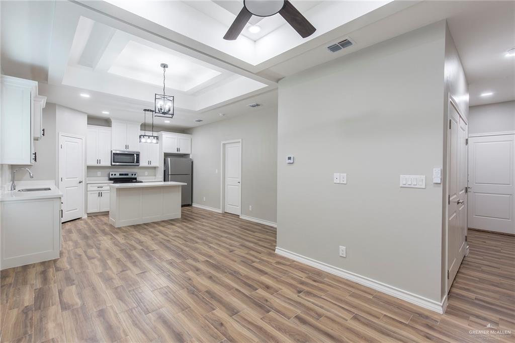 820 East Cedar Avenue McAllen, TX 78501 - Photo 5 of 9