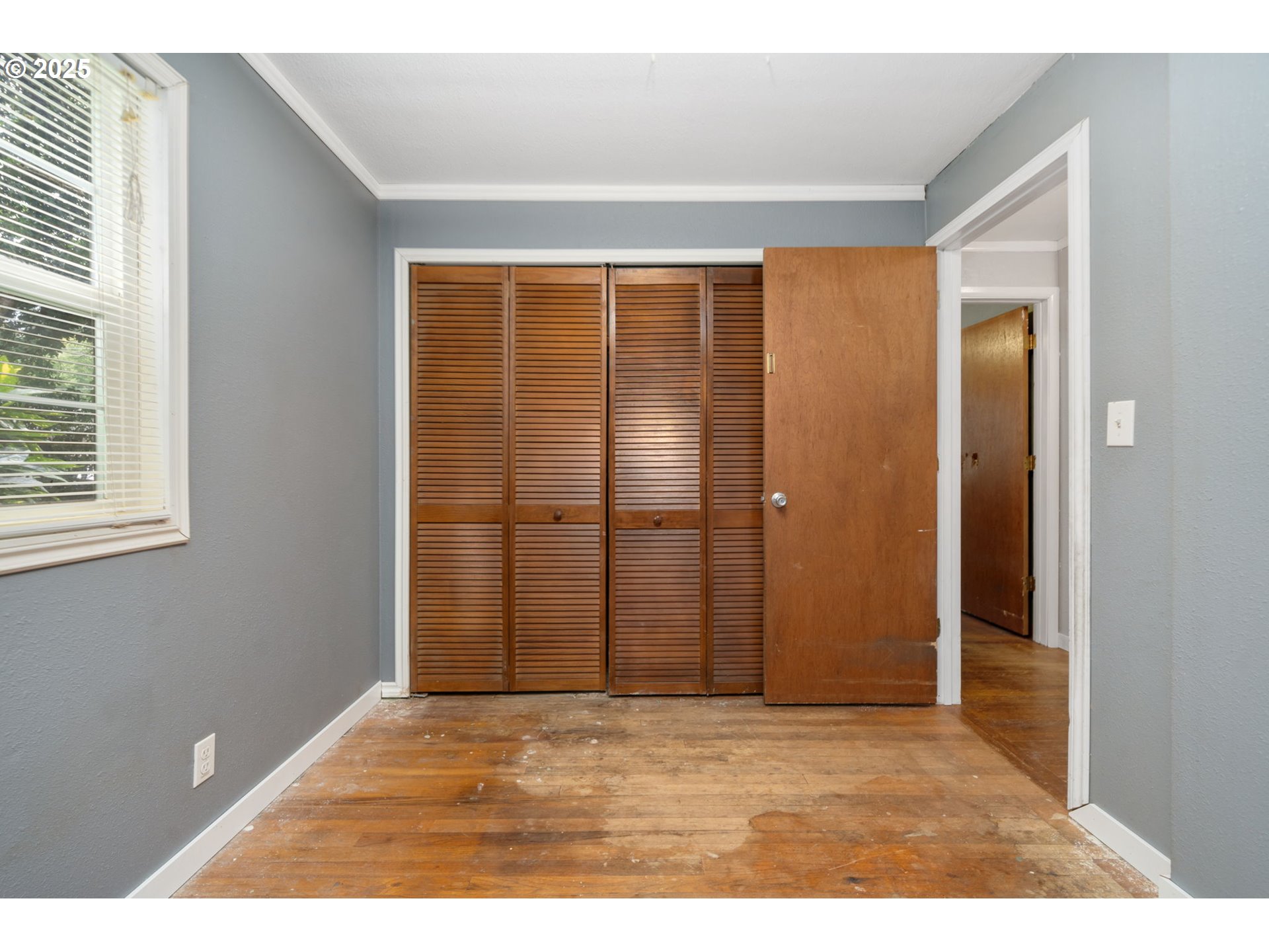 212 Chapman Road Castle Rock, WA 98611 - Photo 23 of 42 Bedroom