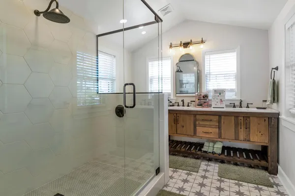 $8,495 | 1021 West Encanto Boulevard, Phoenix, AZ 85007