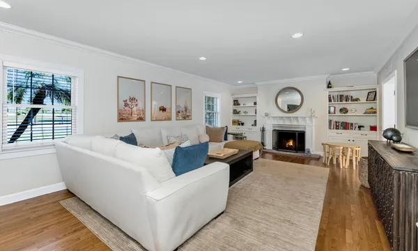 $8,495 | 1021 West Encanto Boulevard, Phoenix, AZ 85007