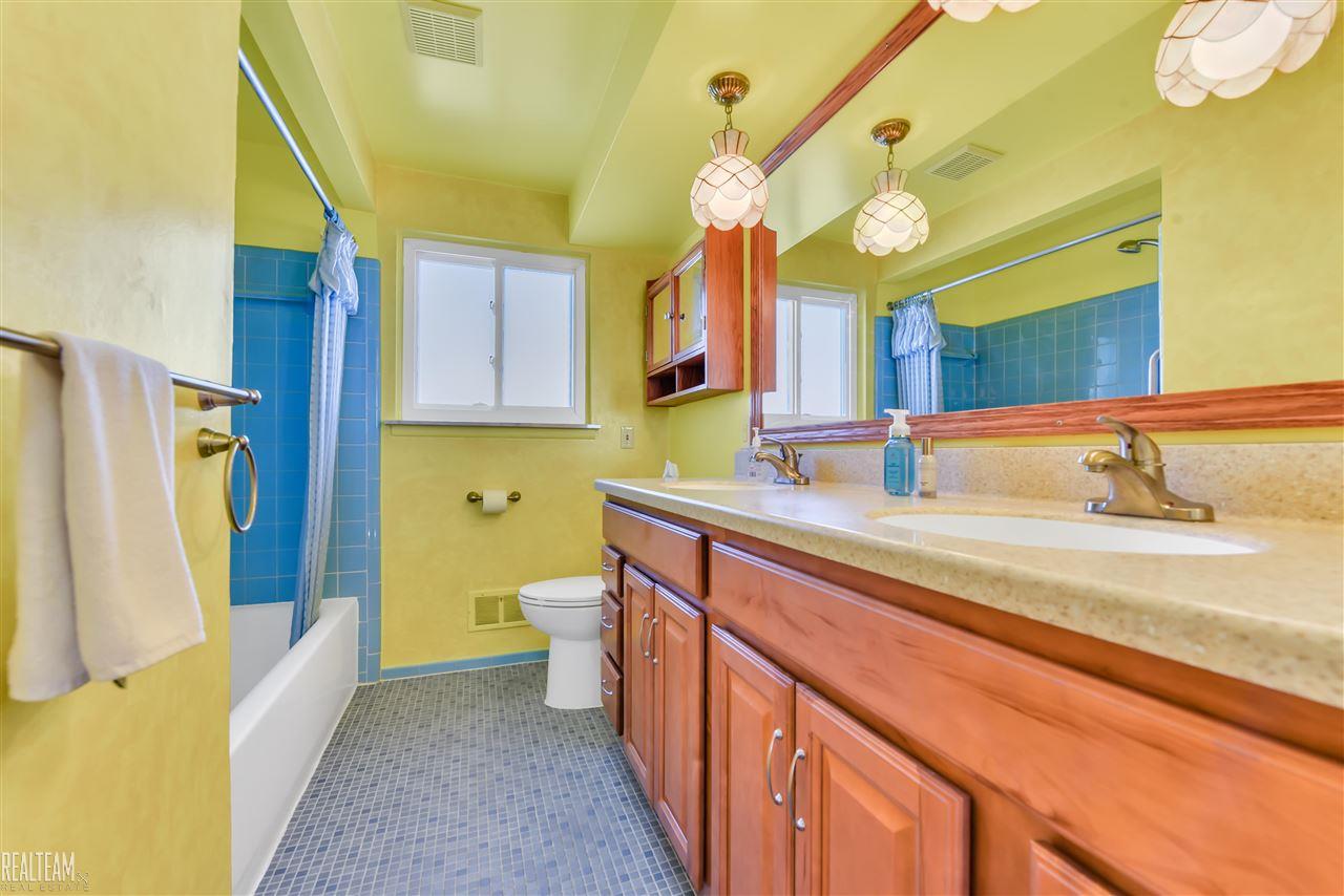 2239 Castleton Drive Troy, MI 48083 - Photo 14 of 33