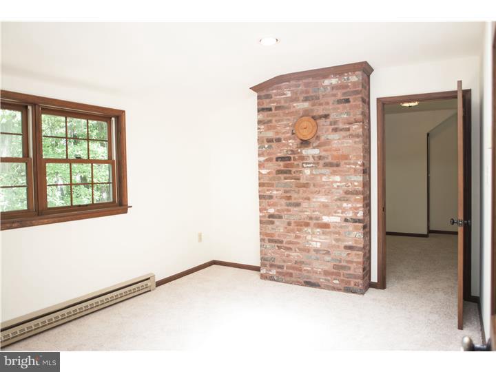 2105 South Sugan Road New Hope, PA 18938 - Photo 14 of 24 Gallery Image 14