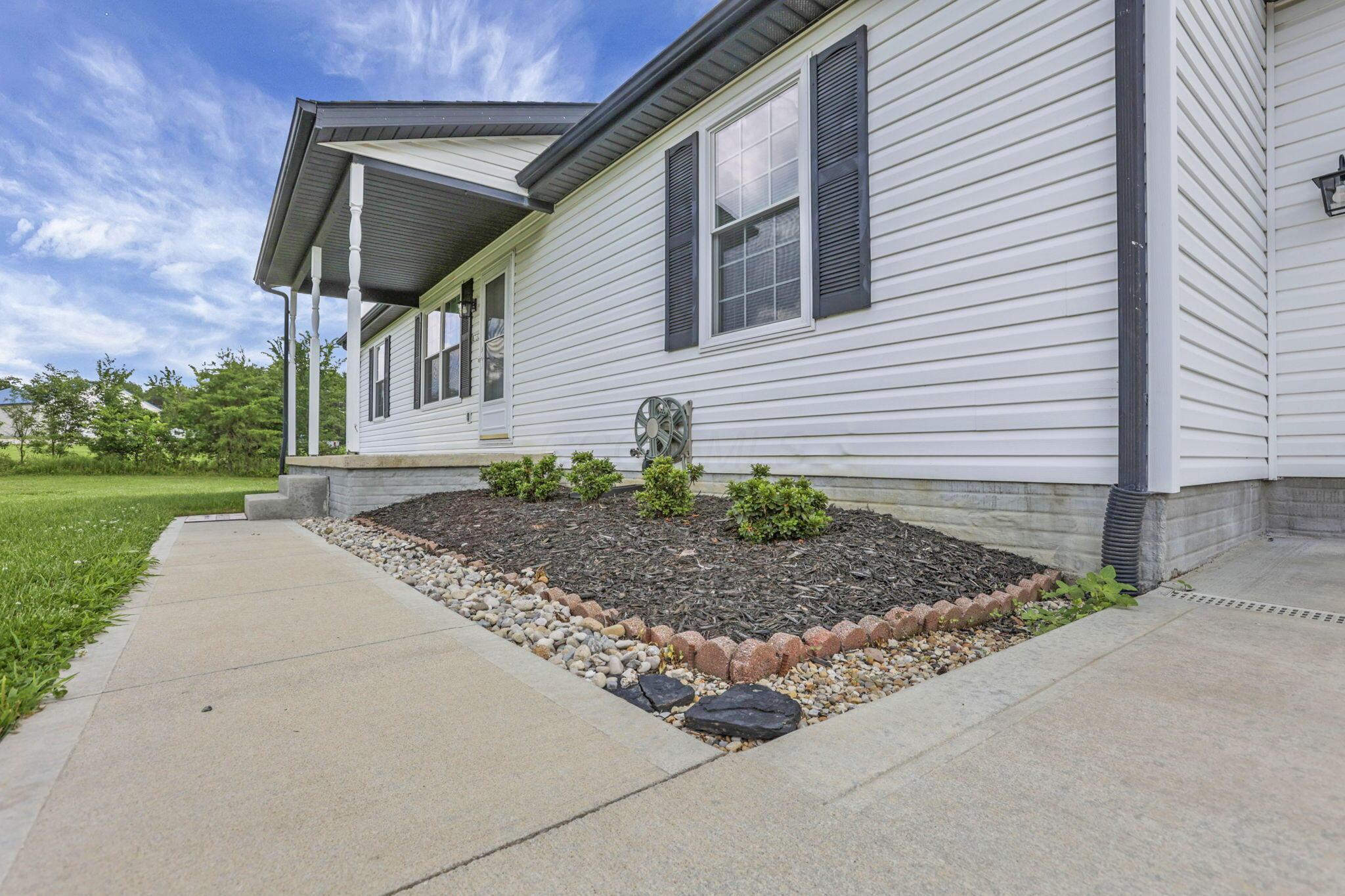 18750 Griffith Road Logan, OH 43138 - Photo 4 of 38 4-web-or-mls-LO5A7935
