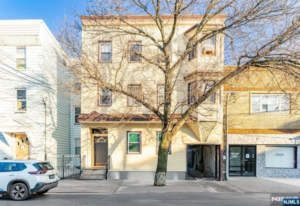 $965,000 | 86 Pacific Street, Newark, NJ 07105