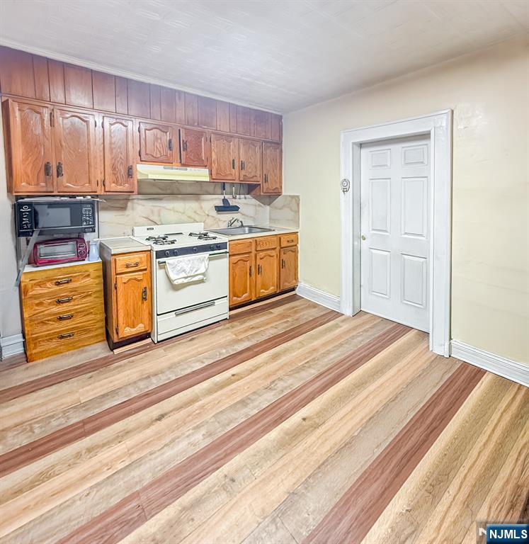 86 Pacific Street Newark, NJ 07105 - Photo 6 of 10