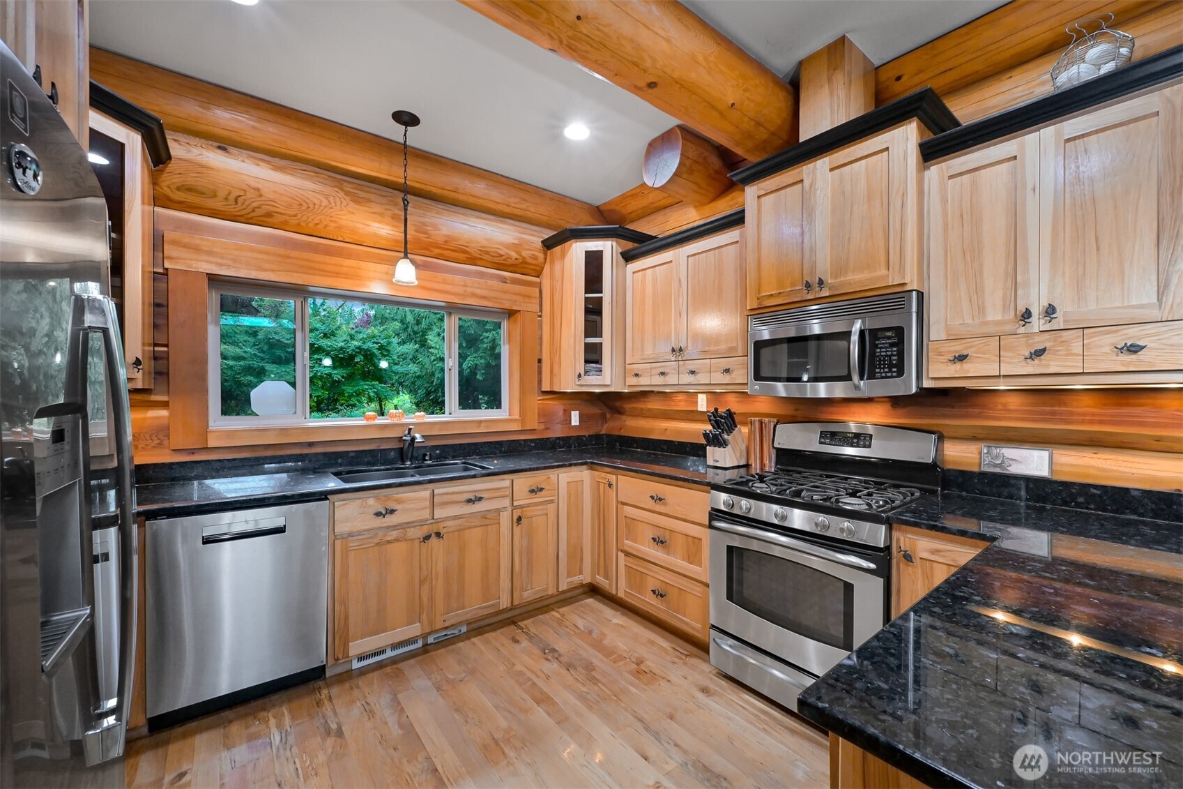 9957 Peace Road Blaine, WA 98230 - Photo 11 of 40