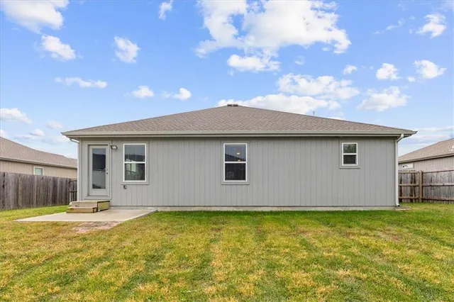 $345,000 | 31750 West 171st Street, Gardner, KS 66030