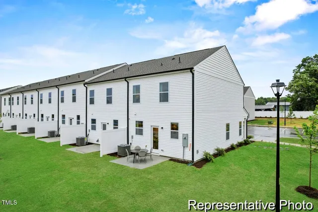 $199,900 | 264 Camel Crazies Place, Unit 10, Lillington, NC 27546