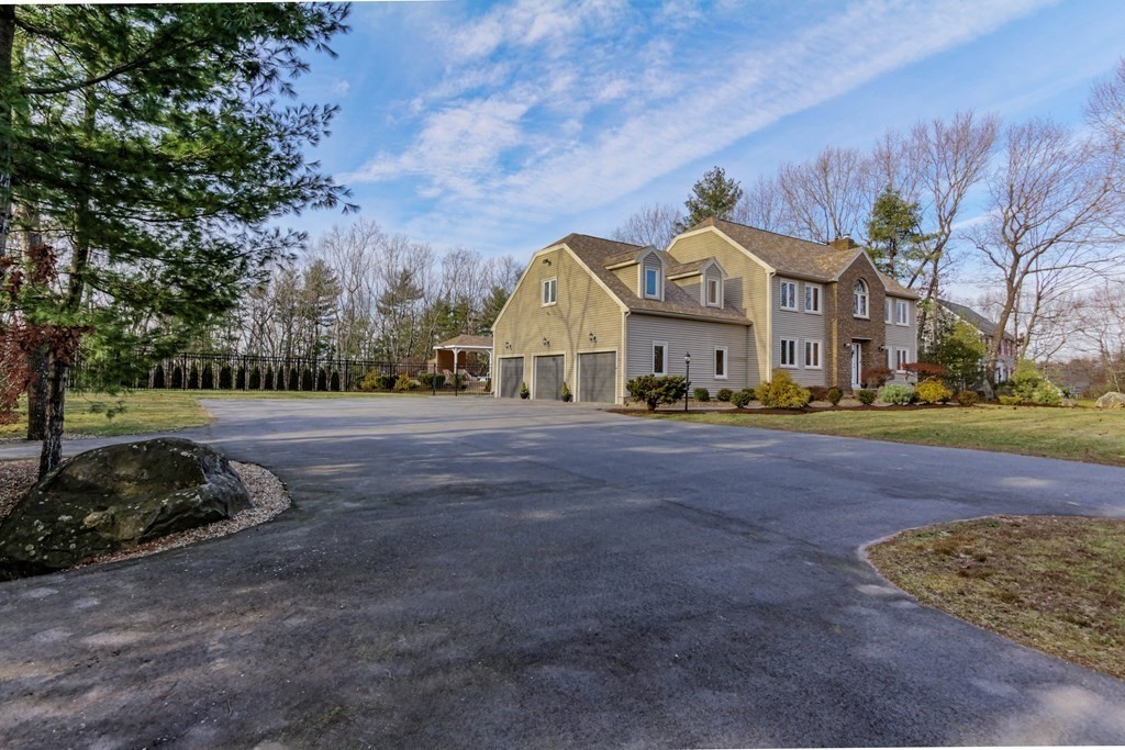19 Cedar Farms Road Medway, MA 02053 - Photo 37 of 39 Gallery Image 37