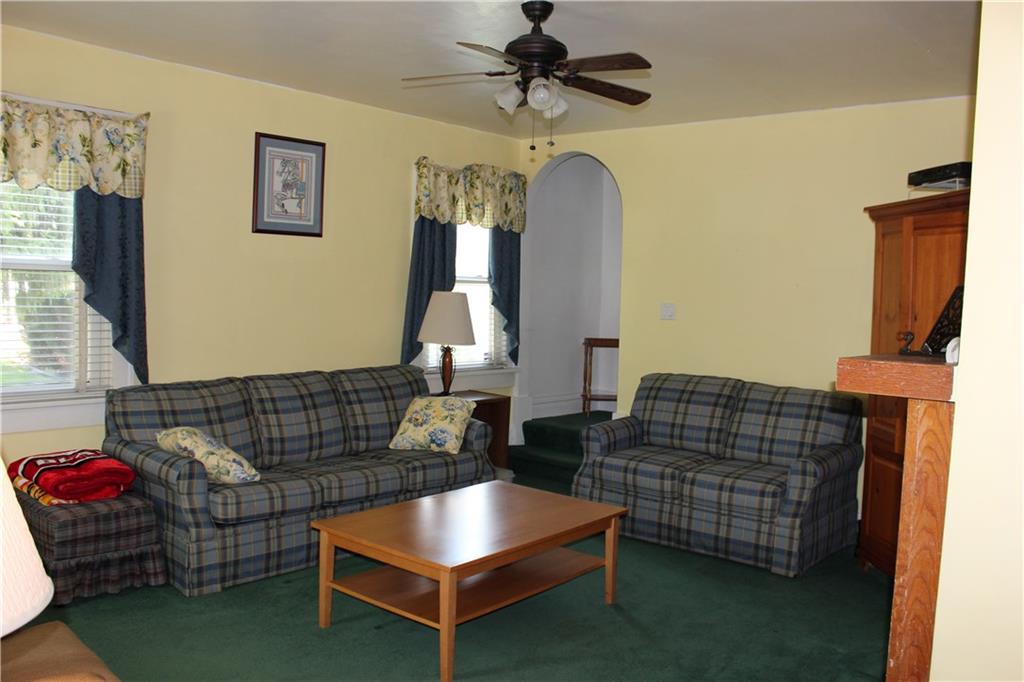 1815 Devonshire Road Coraopolis, PA 15108 - Photo 2 of 25 Living Room