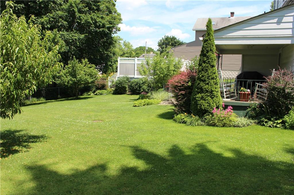 1815 Devonshire Road Coraopolis, PA 15108 - Photo 24 of 25 Gallery Image 24