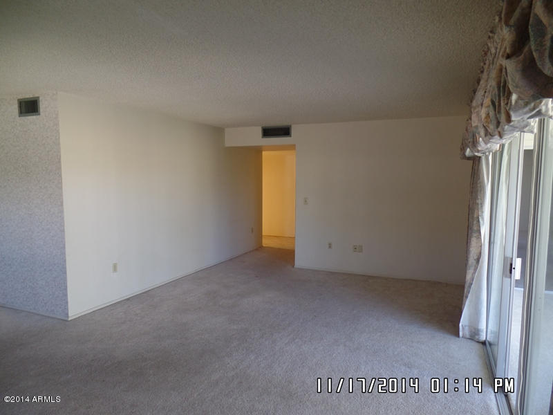 10830 West Hatcher Road Sun City, AZ 85351 - Photo 28 of 47 099