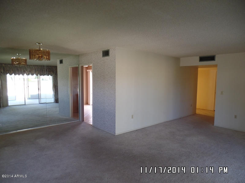 10830 West Hatcher Road Sun City, AZ 85351 - Photo 29 of 47 100