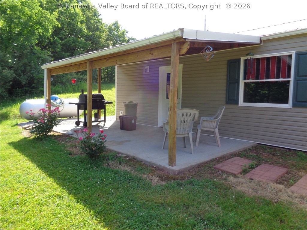 1651 Evergreen Road Fraziers Bottom, WV 25082 - Photo 3 of 30 Gallery Image 3