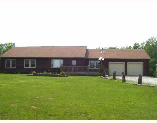 4655 Queen Road Plymouth, IN 46563 - Photo 2 of 8
