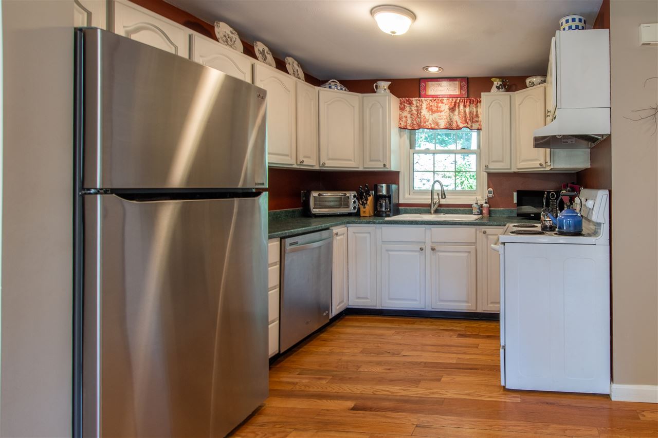 17 Stephanie Road Dunbarton, NH 03046 - Photo 6 of 40