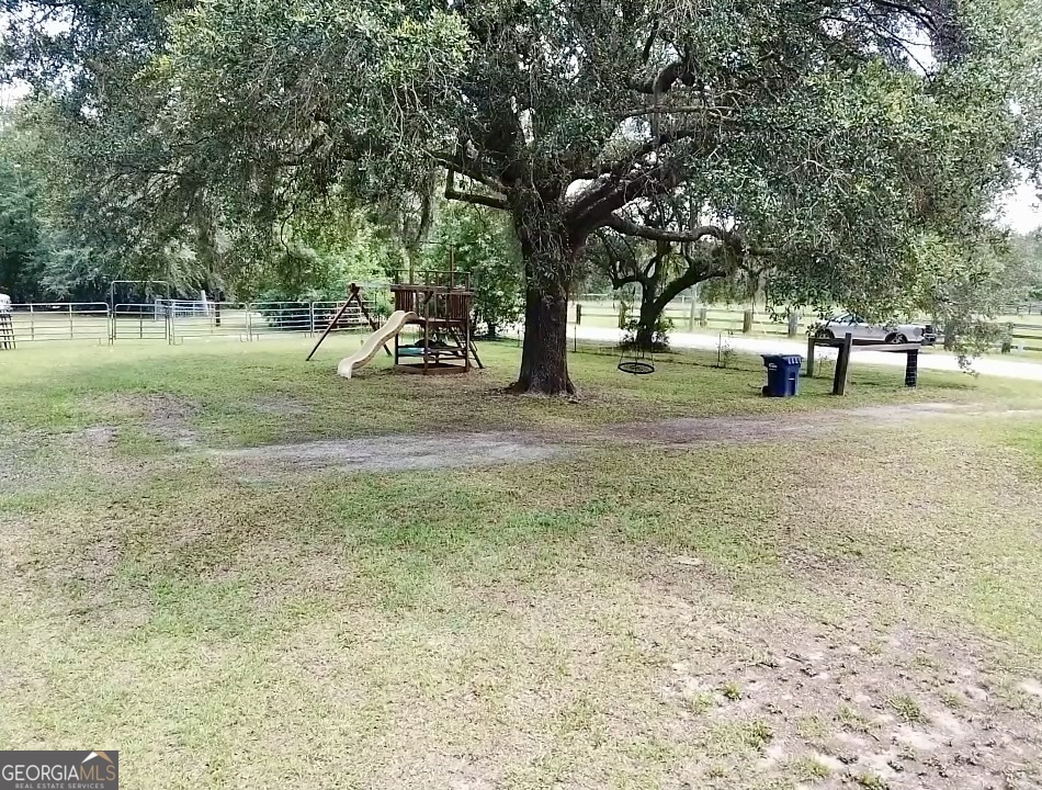 379 Bob Thrift Road St. George, GA 31562 - Photo 34 of 54