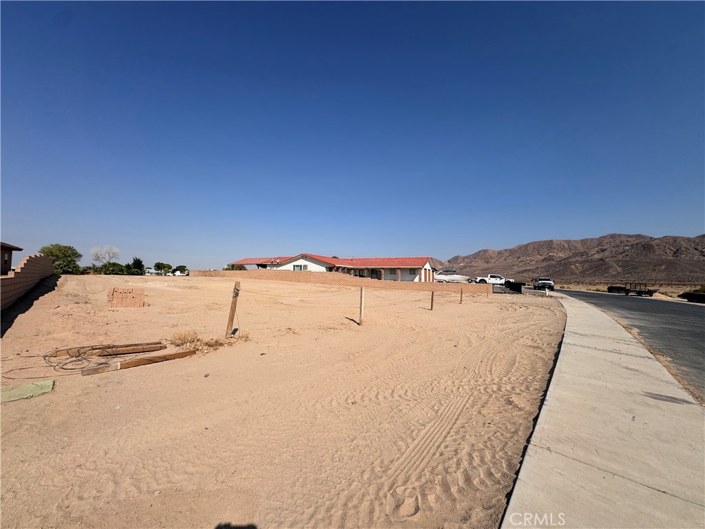11315 Mountain View Road Yermo, CA 92398 - Photo 5 of 19