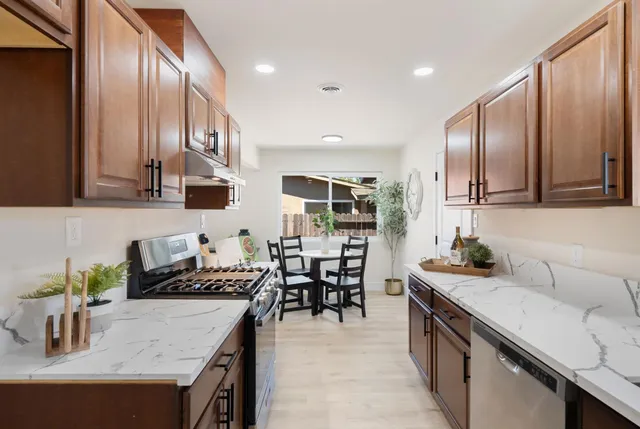 $449,999 | 1902 Wildwood Way, Roseville, CA 95661