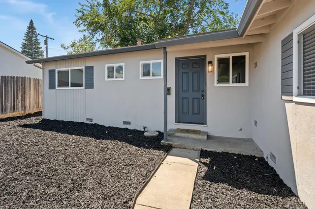 $449,999 | 1902 Wildwood Way, Roseville, CA 95661