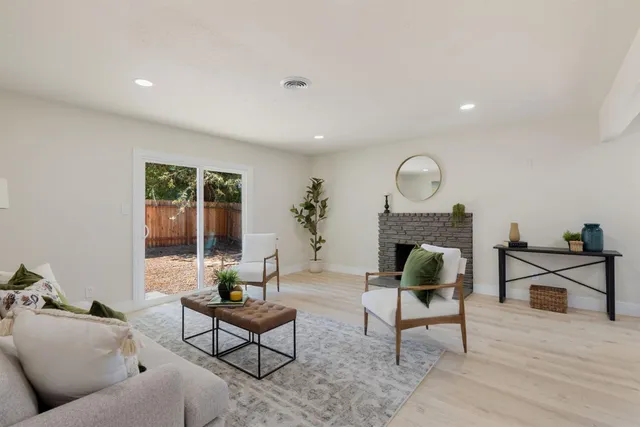 $449,999 | 1902 Wildwood Way, Roseville, CA 95661