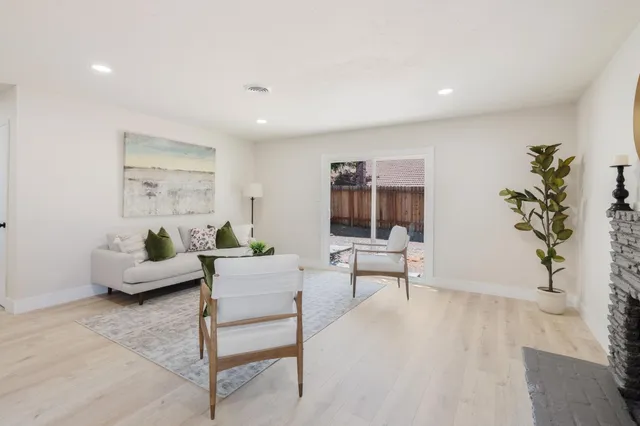 $449,999 | 1902 Wildwood Way, Roseville, CA 95661