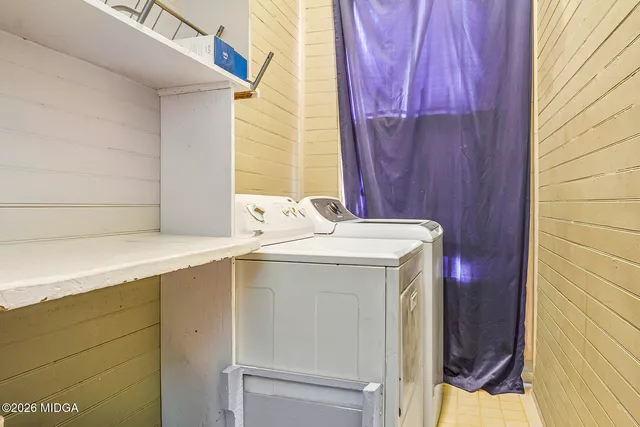 a view of livingroom with hardwood floor and a ceiling fan